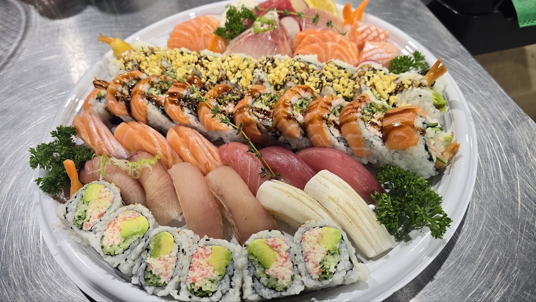 Medium Sushi and Roll Combo